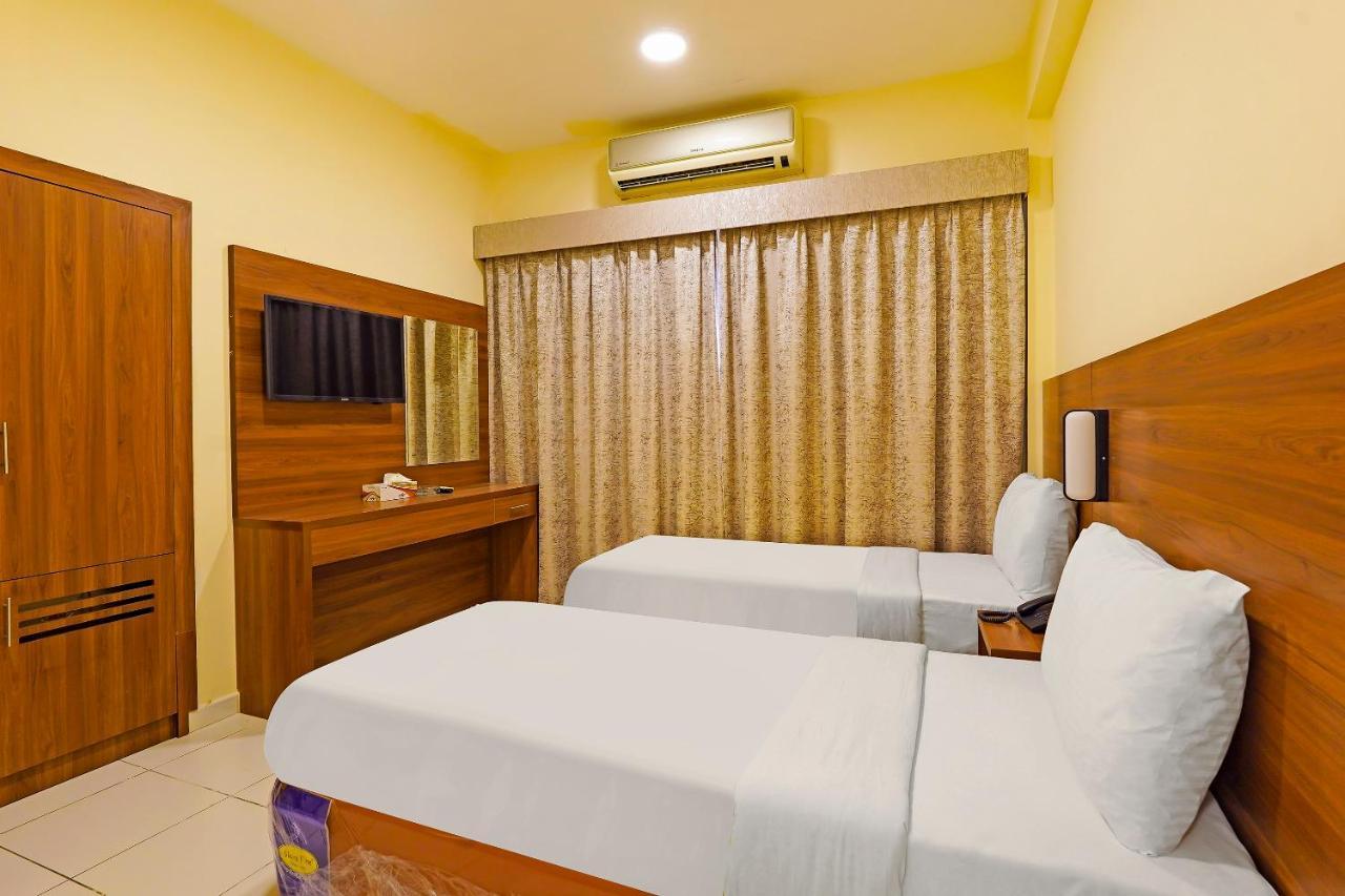 Oyo 925 Emirates Hotel Dubaj Zewnętrze zdjęcie