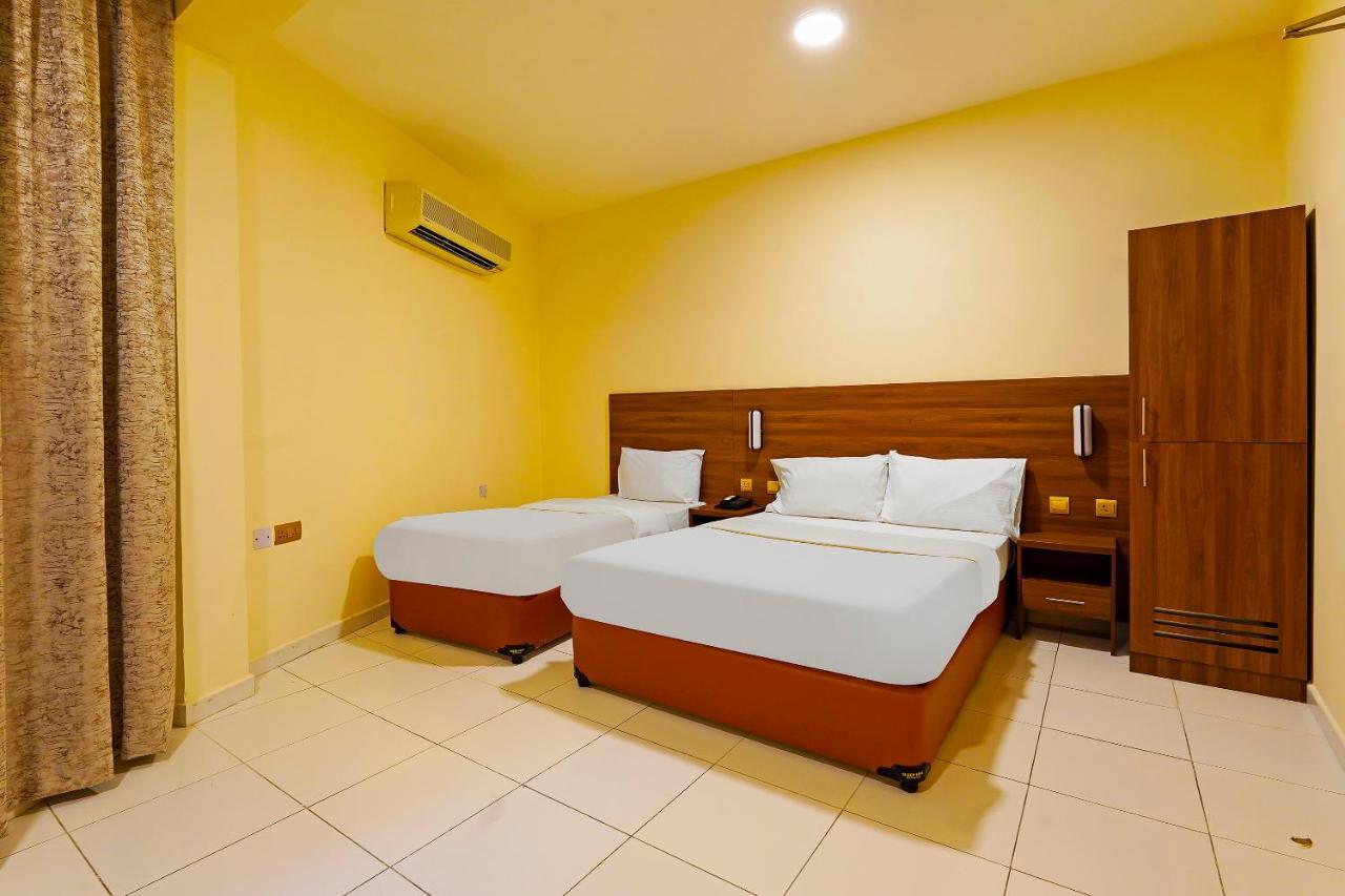 Oyo 925 Emirates Hotel Dubaj Zewnętrze zdjęcie