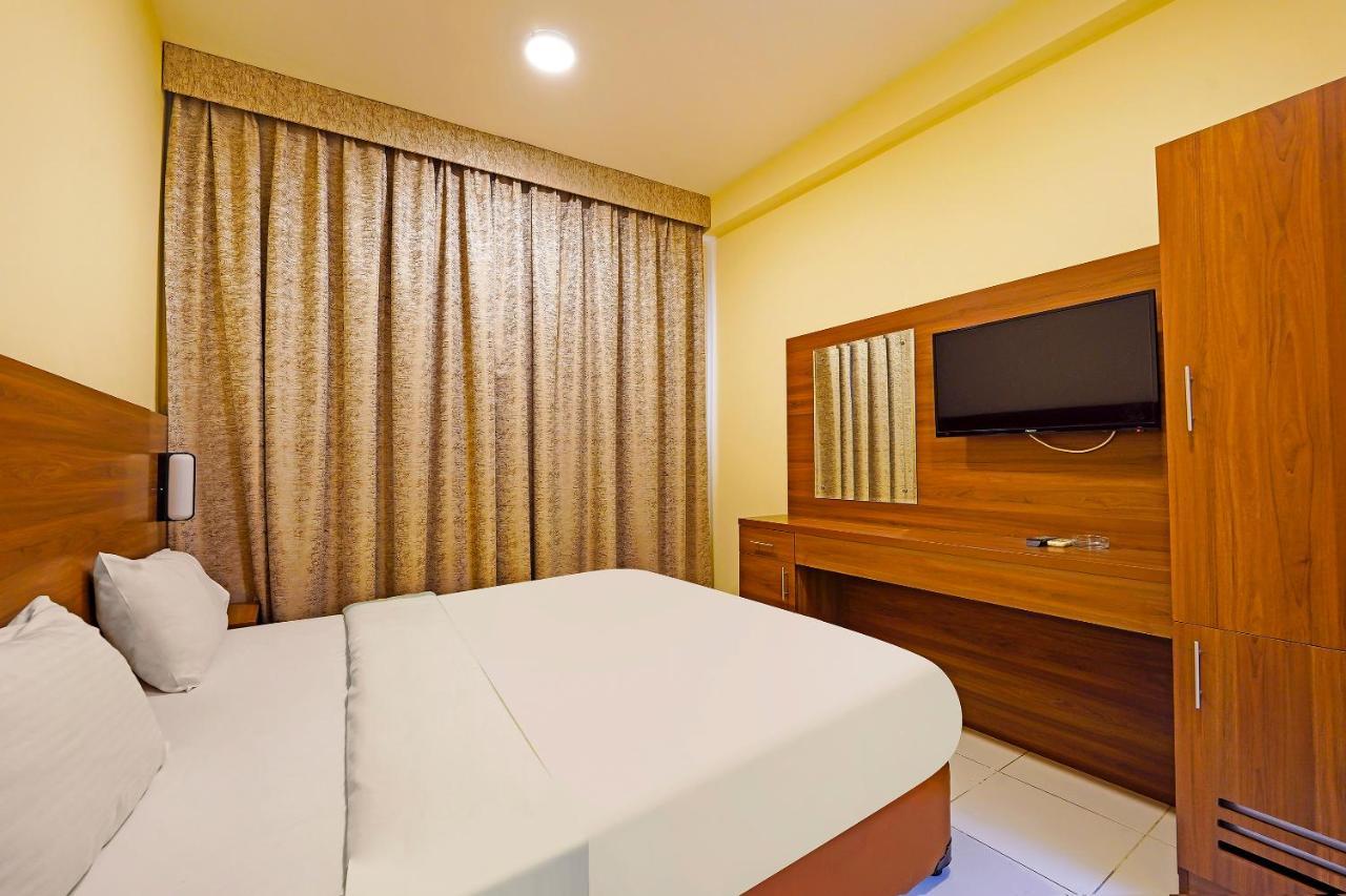 Oyo 925 Emirates Hotel Dubaj Zewnętrze zdjęcie