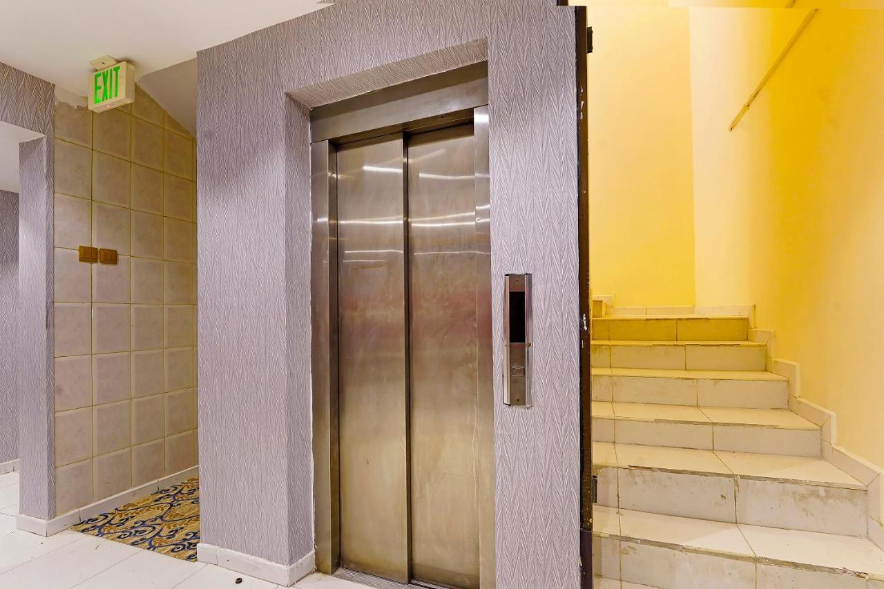 Oyo 925 Emirates Hotel Dubaj Zewnętrze zdjęcie